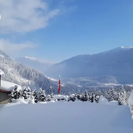 Konukevi Casa Crap *